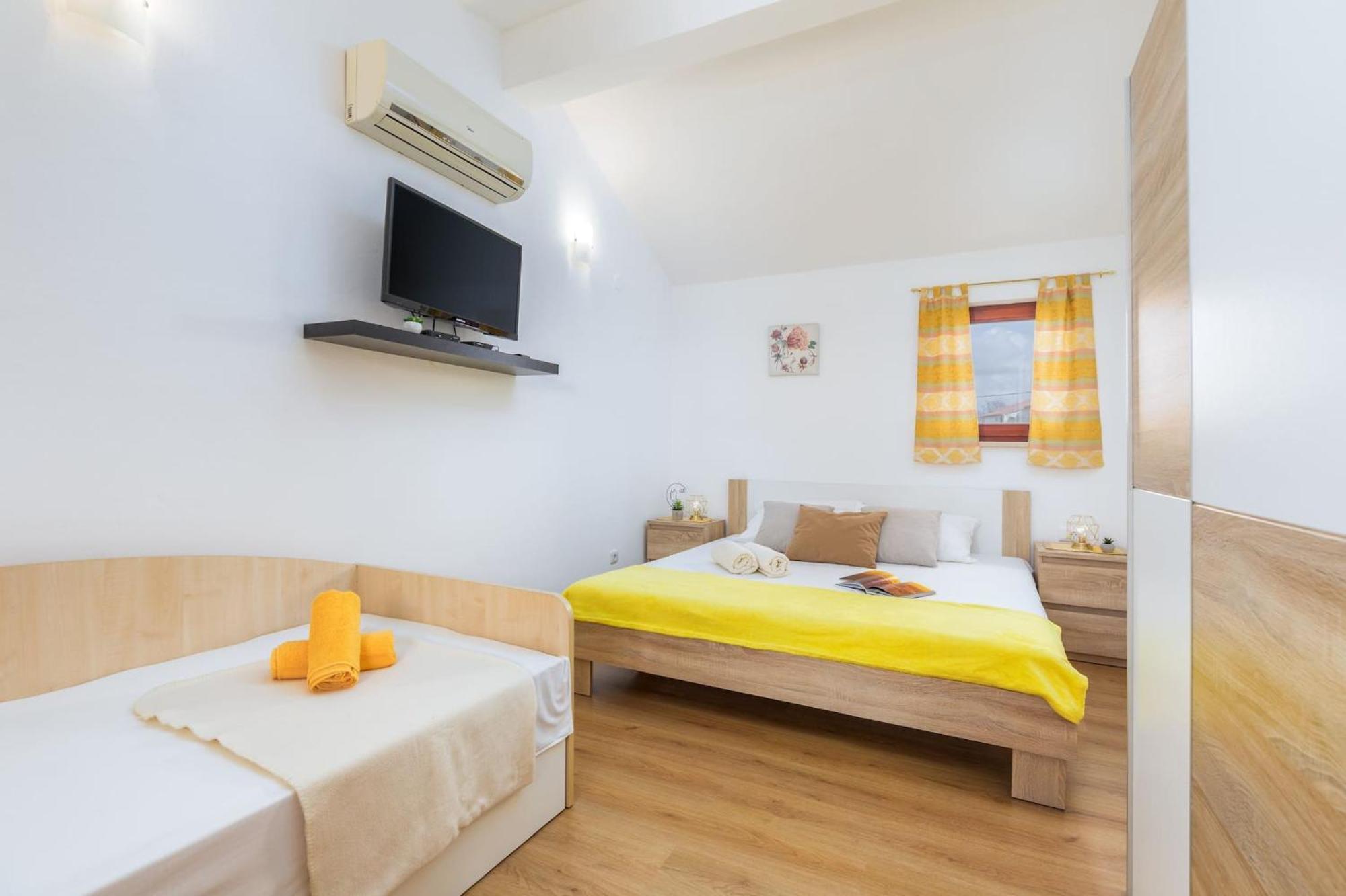 Holiday Home Dori Fazana Luaran gambar
